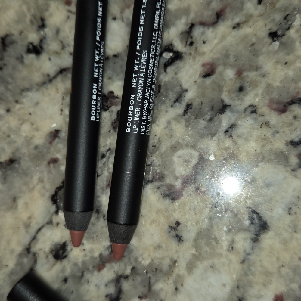 2 NEW Jaclyn Cosmetics lip liners - Bourbon